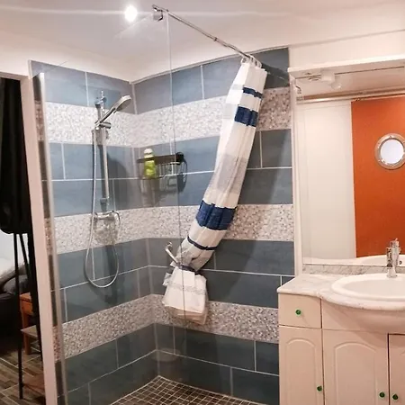 Luminous Step-free Apartment! Apartment